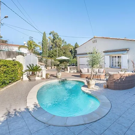 Cap D 'antibes Salis 30 Meters *